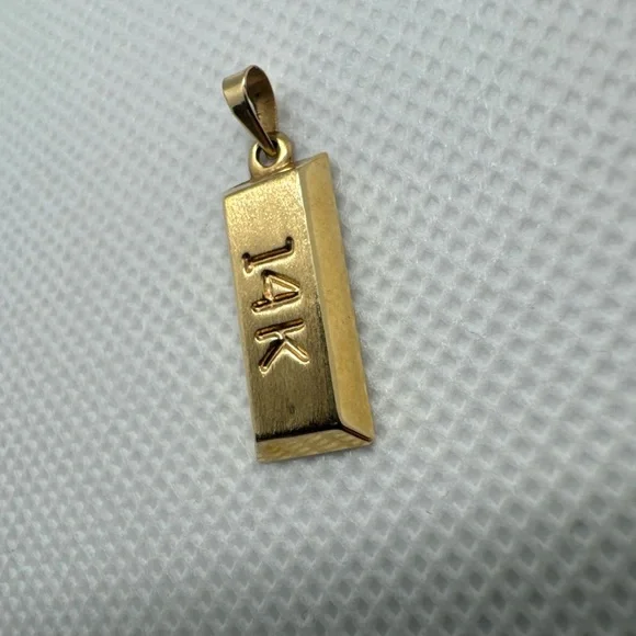 14k Yellow Gold Bar Pendant “14K” 3-d Hollow 0.69 grams - Picture 3 of 11
